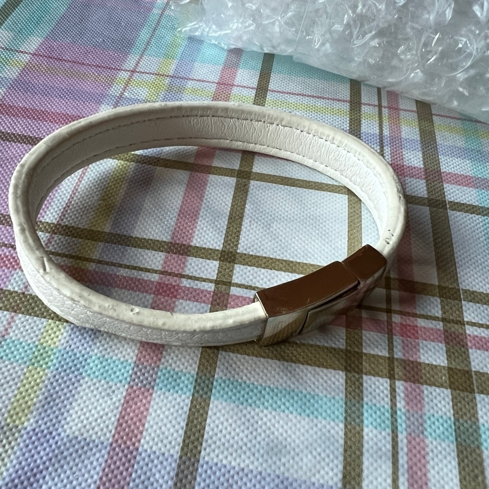 The Limited White Leather Bracelet Snap Closure One Size Jewelry Accessory Nice